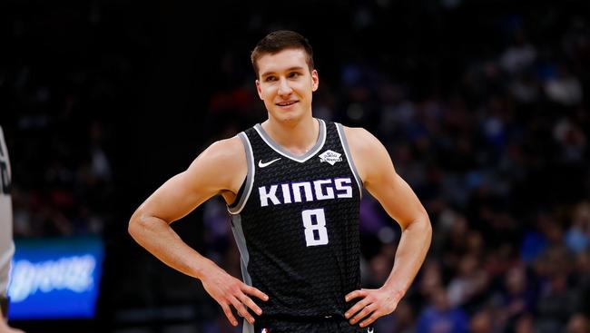 底特律活塞vs密尔沃基雄鹿