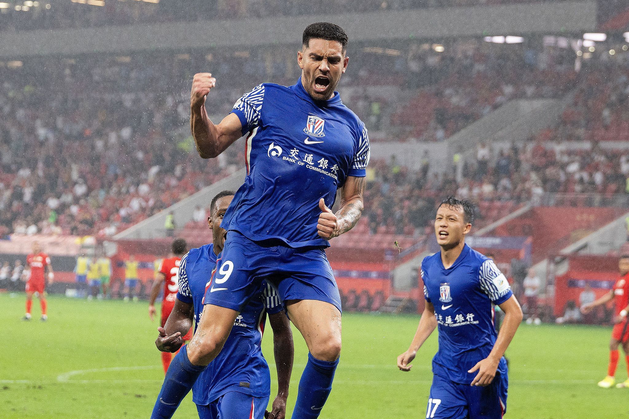 集结日西甲焦点战，上海申花状态回暖，压力陡增，赛程密集仍需轮换的简单介绍